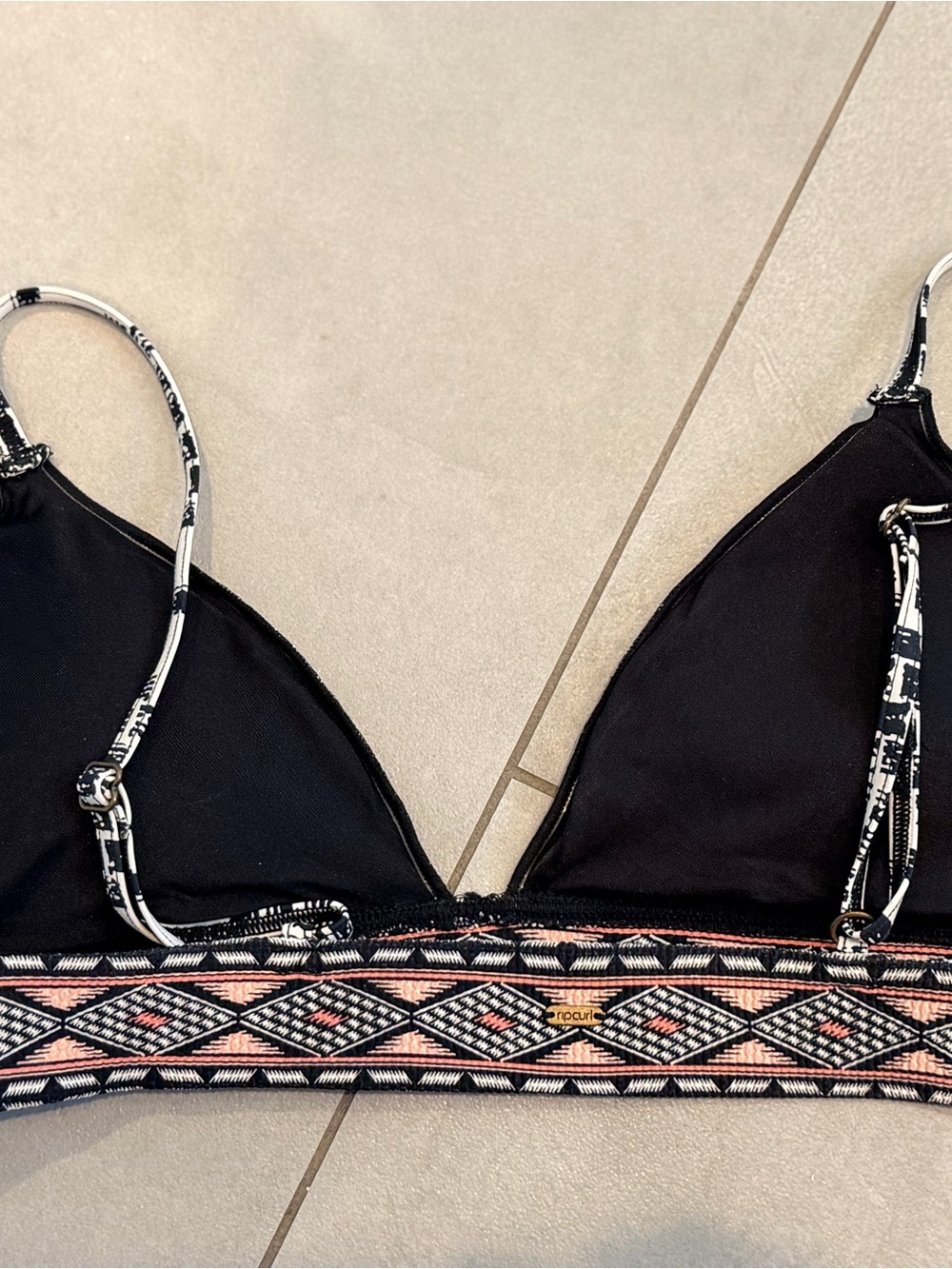 Rip Curl Black and White Patterned Bikini with Pink Accent Trim - Picture 5 of 12